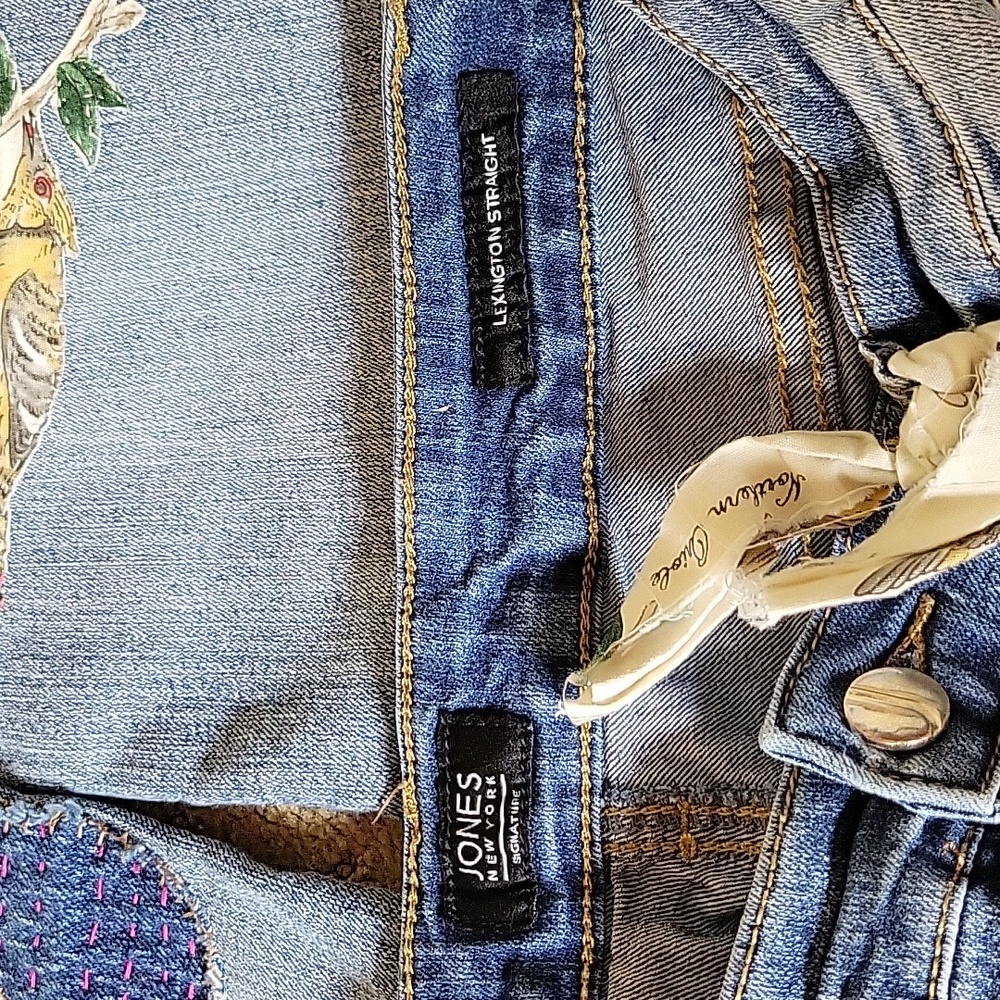 HAND CRAFTED Jeans UPCYCLED Blue Denim Patchwork Bird Floral Applique Size 6 - Picture 13 of 17